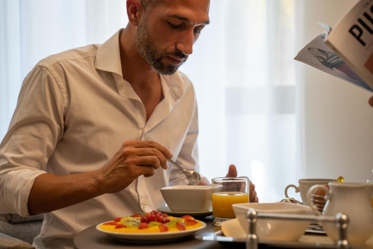 Palazzo Bellocchi - Suites & Apartments Brindisi Cameră foto