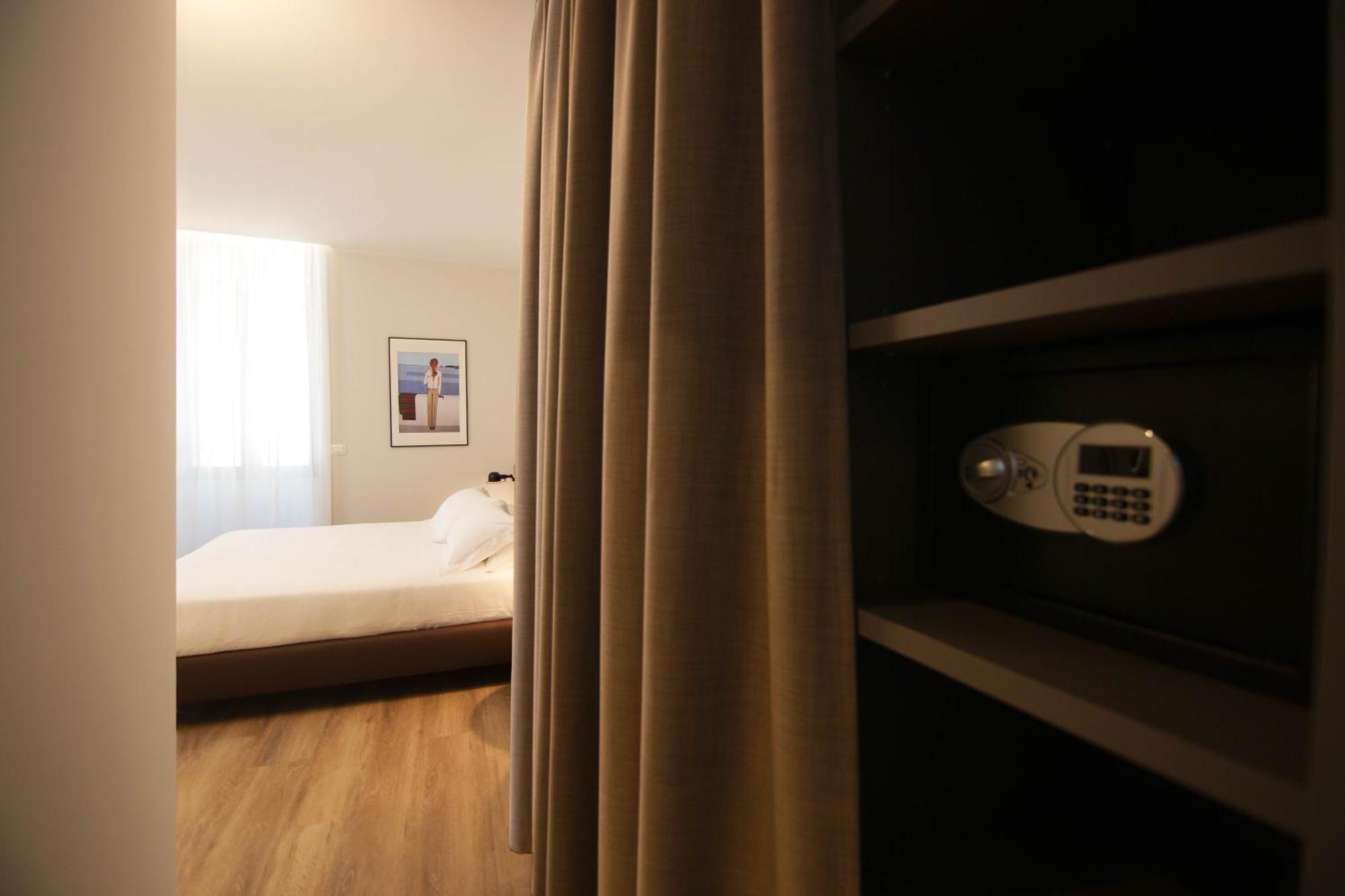 Palazzo Bellocchi - Suites & Apartments Brindisi Cameră foto